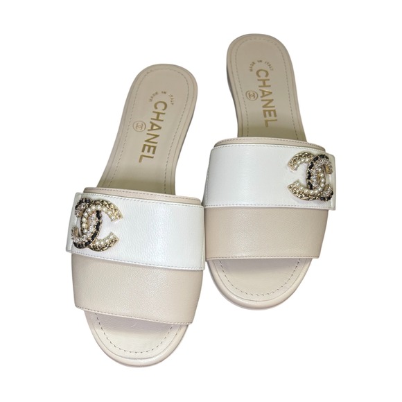 CHANEL Shoes - Chanel Two Tone Neutral Leather Pearl Embellished CC Logo Slide Sandals 35